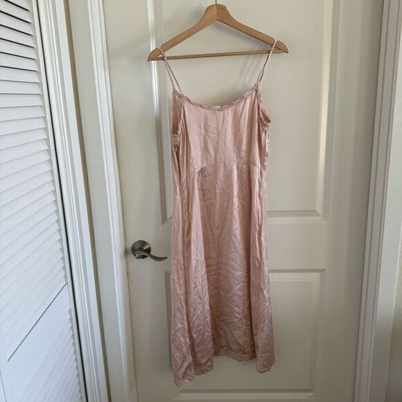 Aritzia Wilfred Millie Slip Dress Rose Quartz - Picture 4 of 10